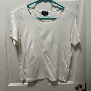 Burberry white t-shirt with Novacheck